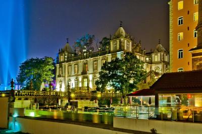 Porto Pousada, Hotel Palacio do Freixo Historical palace in Northern Portugal overlooking the Douro