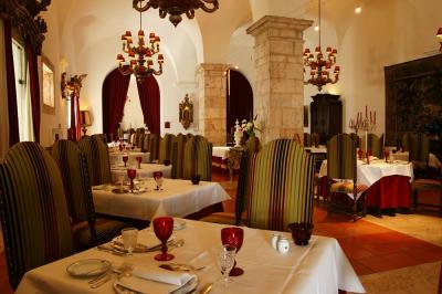 Estremoz_restaurant