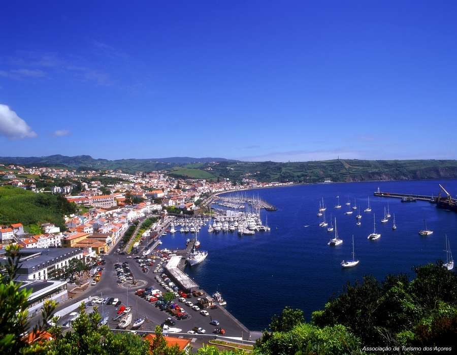 horta-faial-marina