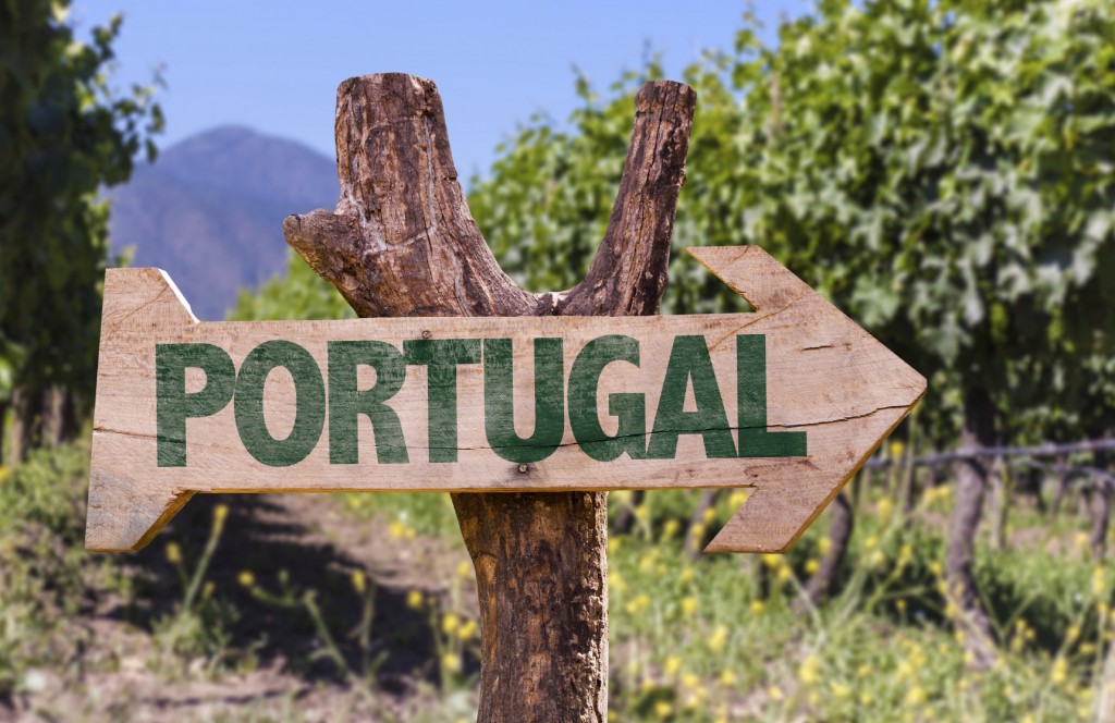 Portugal sign iStock_000071326231_Medium