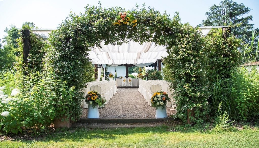 garden-wedding-pavillion-wedding